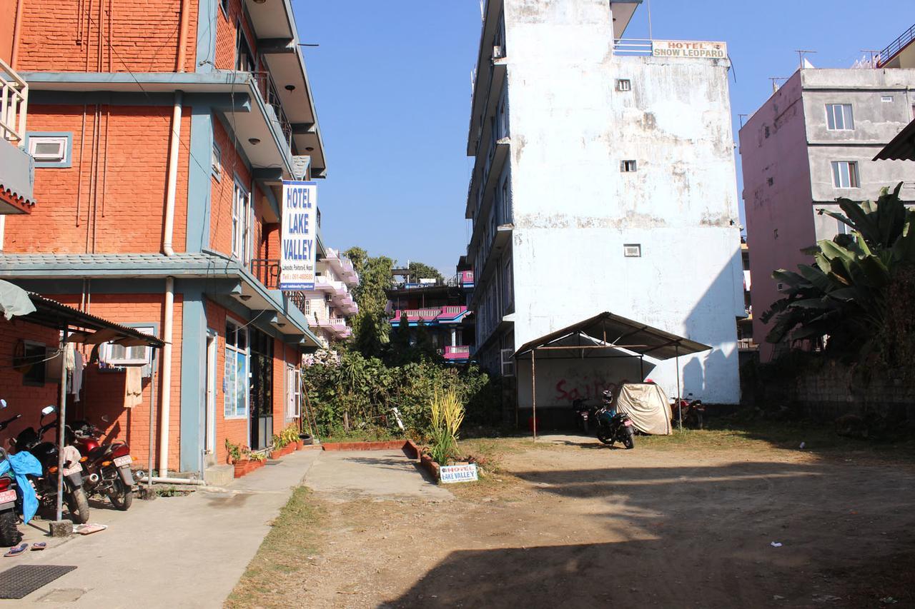 Hotel Lake Valley Pokhara Exterior photo